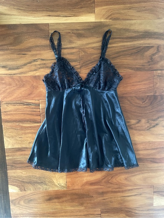 Victoria's Secret Other - 90’s Victoria's Secret Black Lace-Trim Satin Chemise